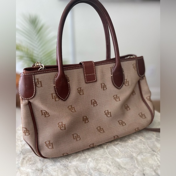Dooney & Bourke Brown Monogram Leather and Canvas Shoulder Bag Tote Purse - Picture 2 of 8